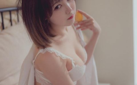 名濑弥七的魅力纯白蕾丝内衣清新日系少女写真